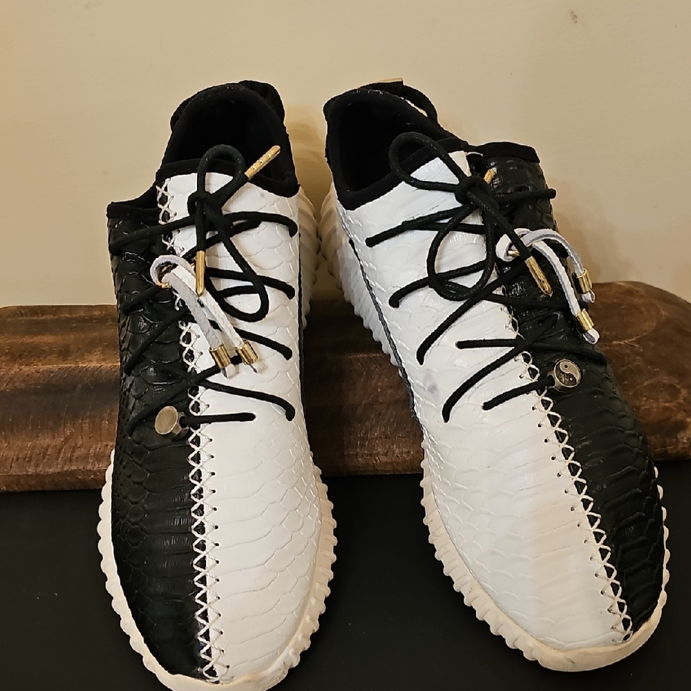Adidas Yeezy Boost 350 Tai Chi Top